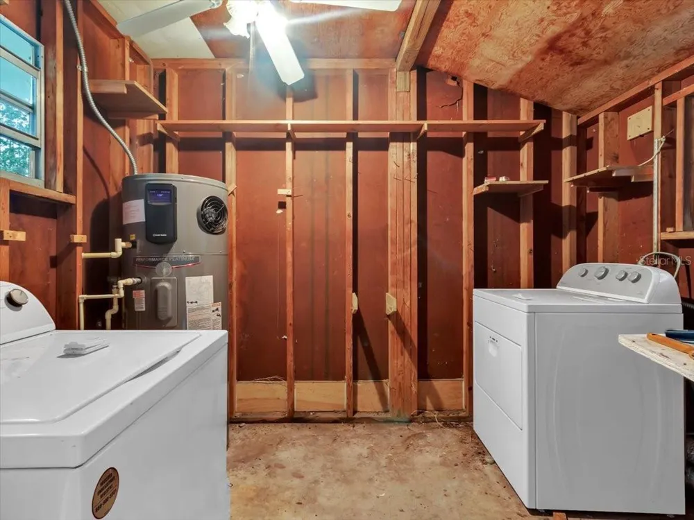 5810 DRIFTWOOD DRIVE Lakeland, FL 33809