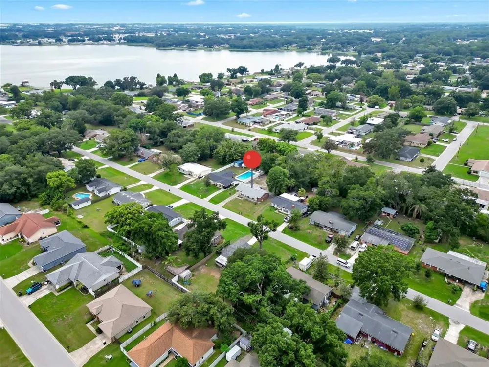 5810 DRIFTWOOD DRIVE Lakeland, FL 33809
