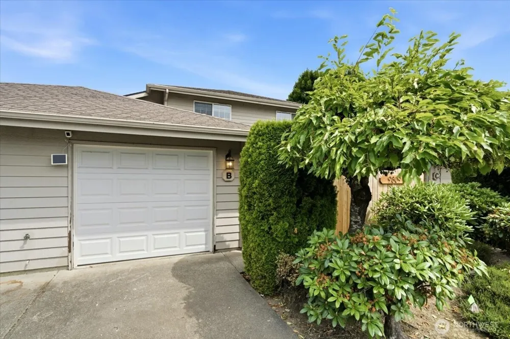 9809 132nd Street Court E #B Puyallup, WA 98373