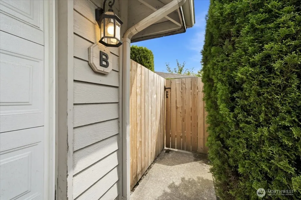 9809 132nd Street Court E #B Puyallup, WA 98373