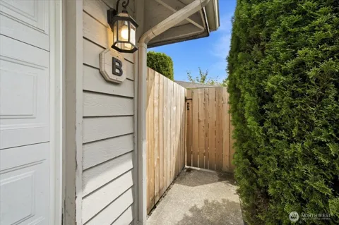 9809 132nd Street Court E #B
