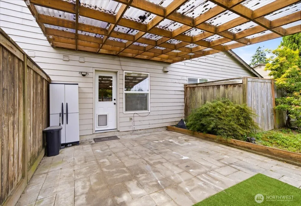 9809 132nd Street Court E #B Puyallup, WA 98373