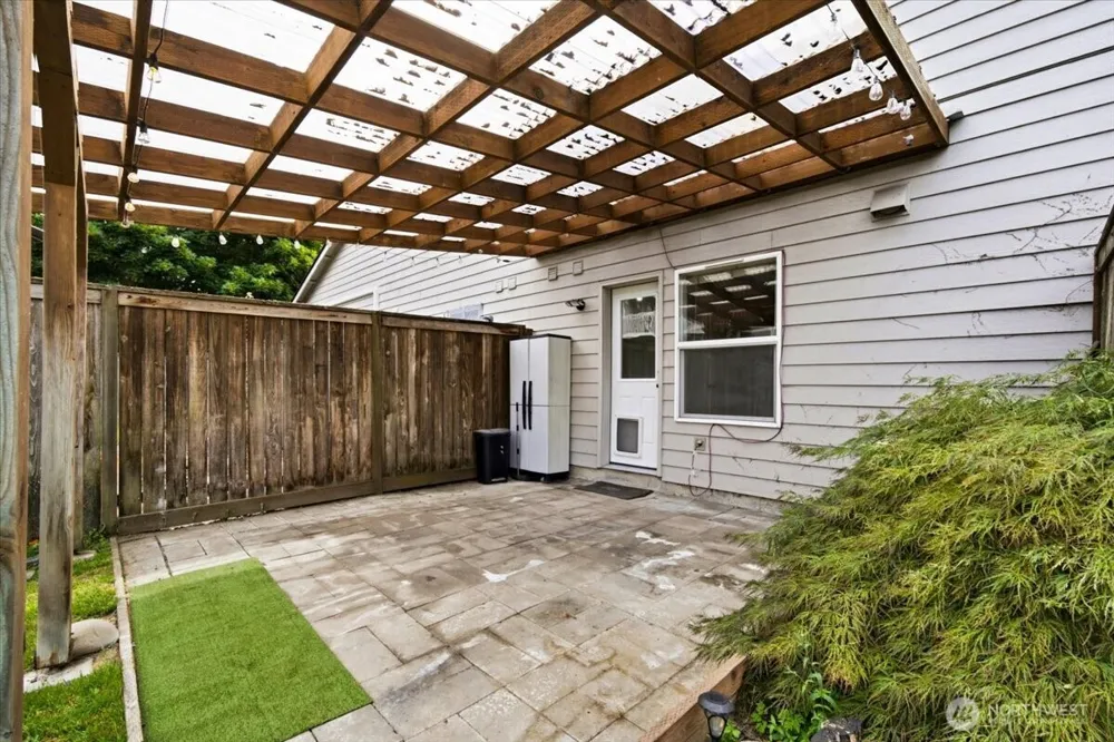 9809 132nd Street Court E #B Puyallup, WA 98373