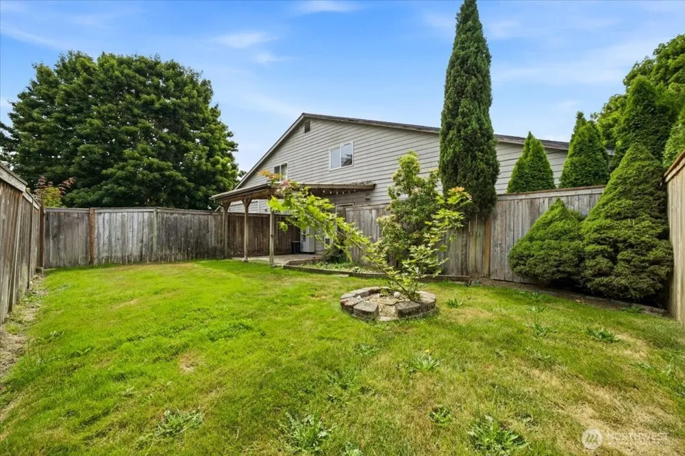 9809 132nd Street Court E #B Puyallup, WA 98373