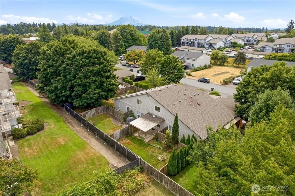 9809 132nd Street Court E #B Puyallup, WA 98373