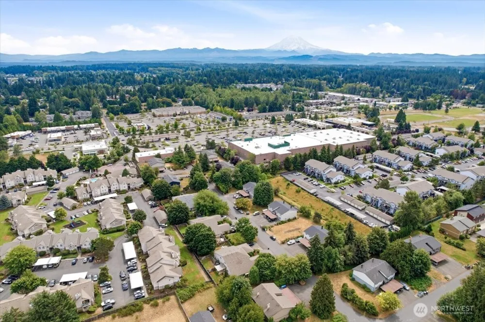 9809 132nd Street Court E #B Puyallup, WA 98373