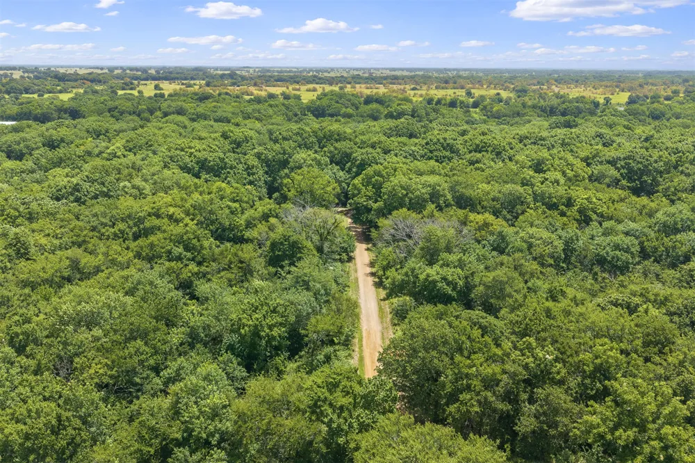 2474 S Log Cabin Tishomingo, OK 73460