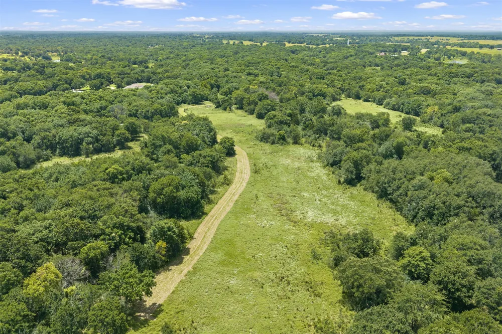 2474 S Log Cabin Tishomingo, OK 73460