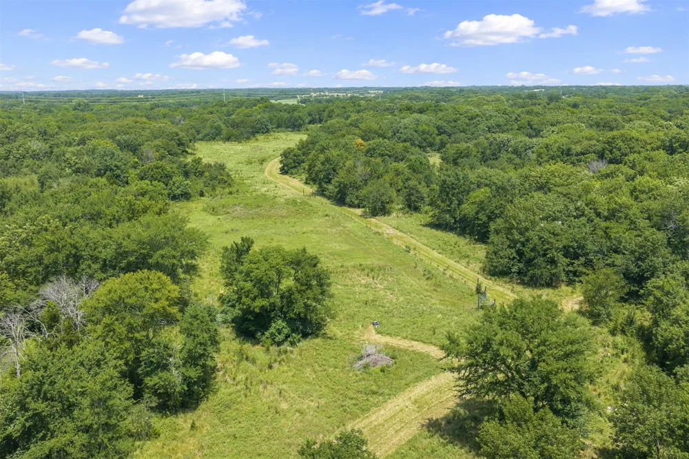 2474 S Log Cabin Tishomingo, OK 73460