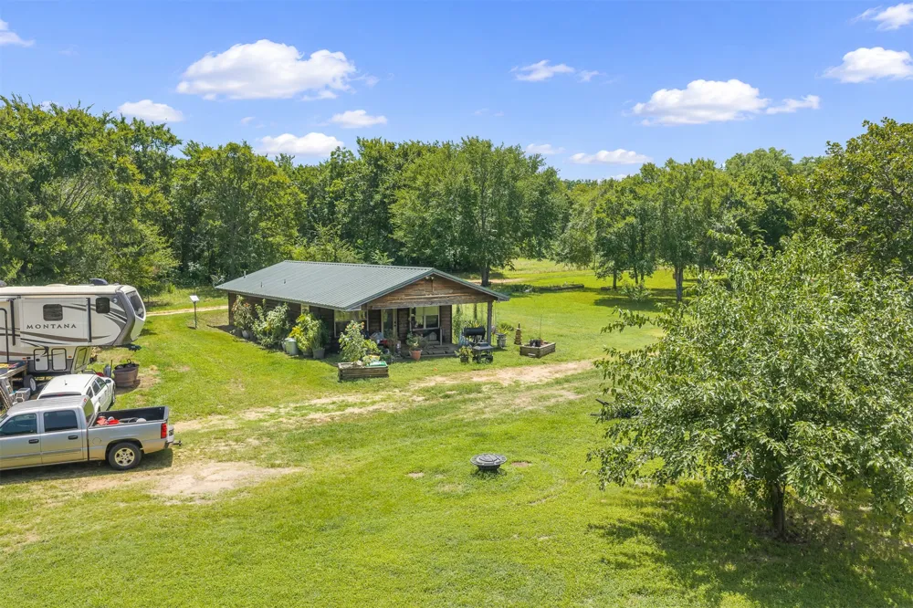 2474 S Log Cabin Tishomingo, OK 73460