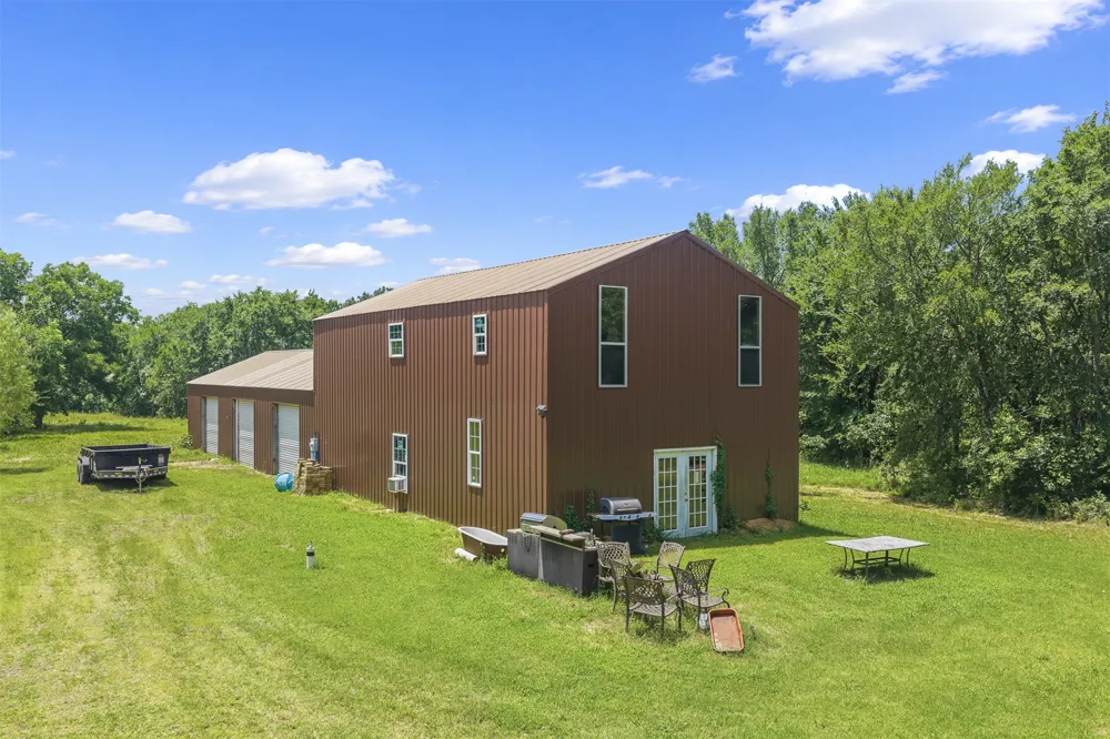 2474 S Log Cabin Tishomingo, OK 73460