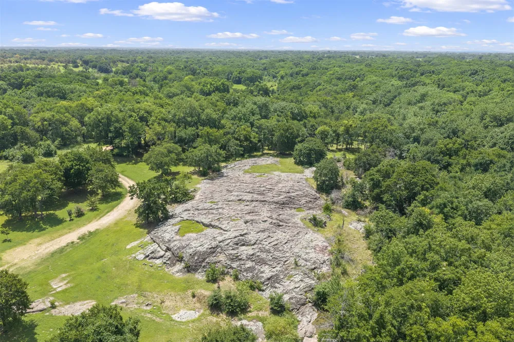 2474 S Log Cabin Tishomingo, OK 73460