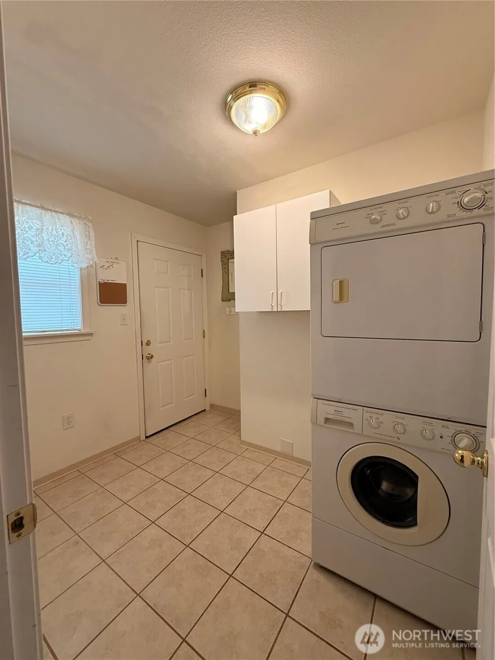 367 S Wynoochee Drive Ocean Shores, WA 98569