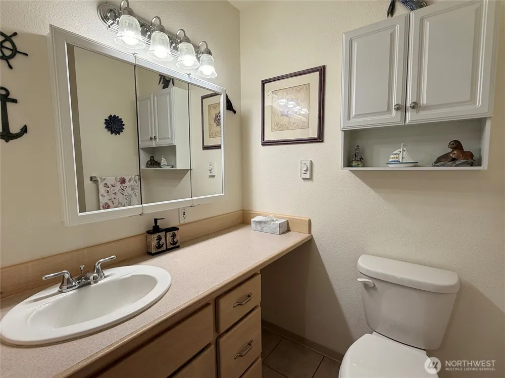 367 S Wynoochee Drive Ocean Shores, WA 98569