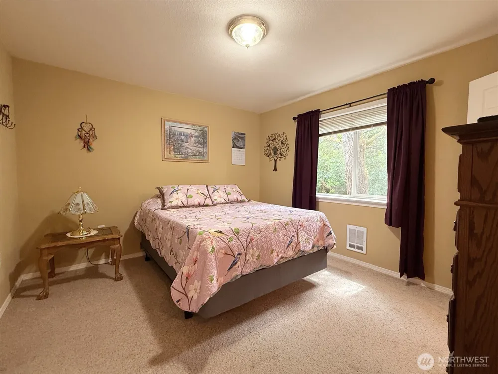 367 S Wynoochee Drive Ocean Shores, WA 98569