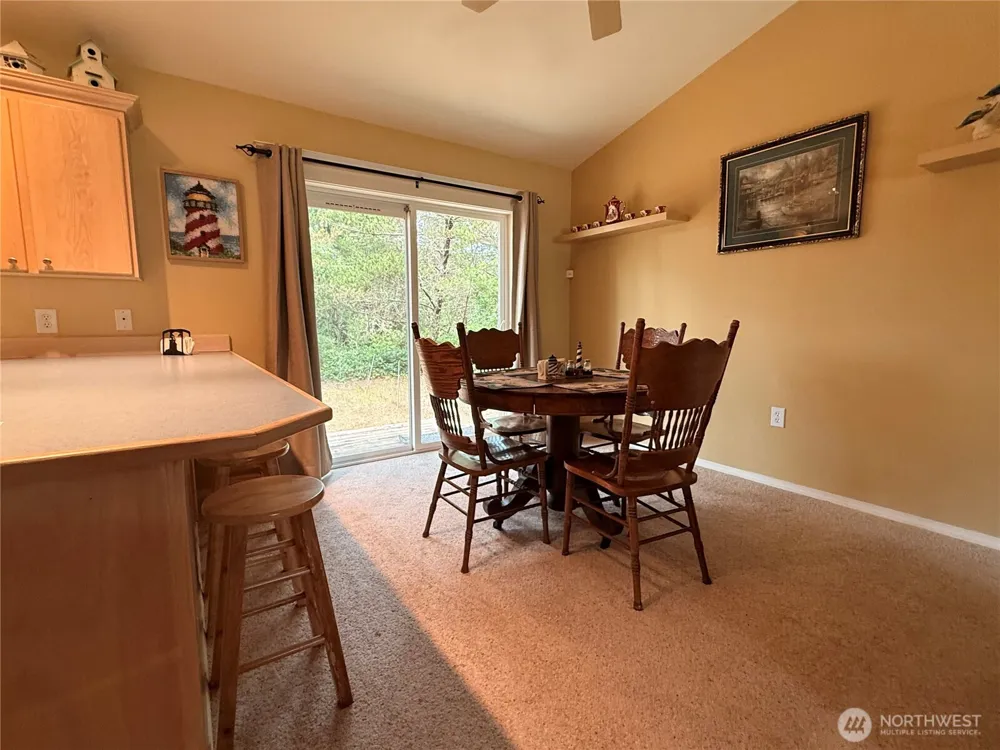 367 S Wynoochee Drive Ocean Shores, WA 98569