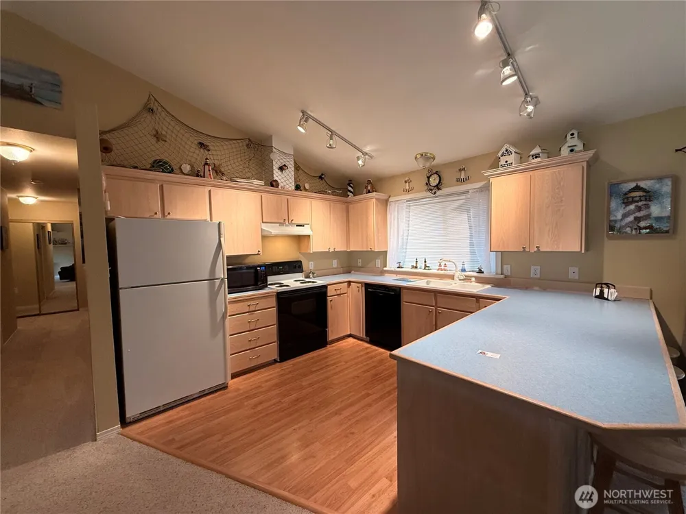 367 S Wynoochee Drive Ocean Shores, WA 98569