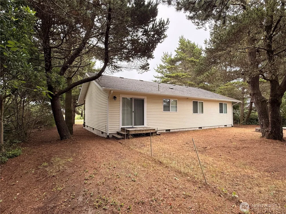 367 S Wynoochee Drive Ocean Shores, WA 98569