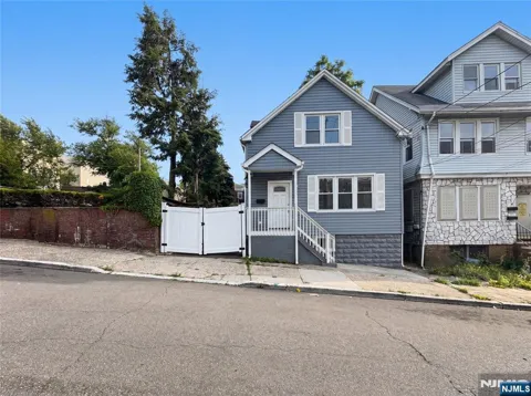 15 Arverne Terrace