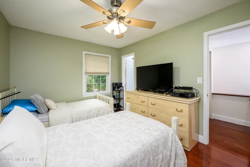 136 Woodmere Drive #406 Parlin, NJ 08859