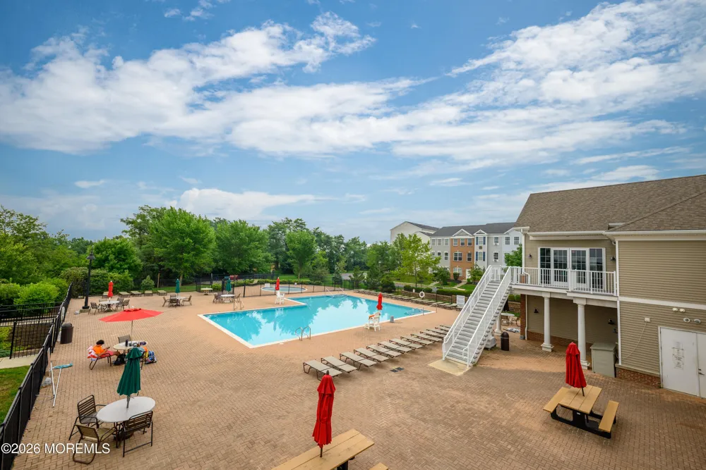 136 Woodmere Drive #406 Parlin, NJ 08859