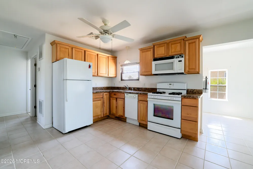 28 Lake Saint Clair Drive Little Egg Harbor, NJ 08087