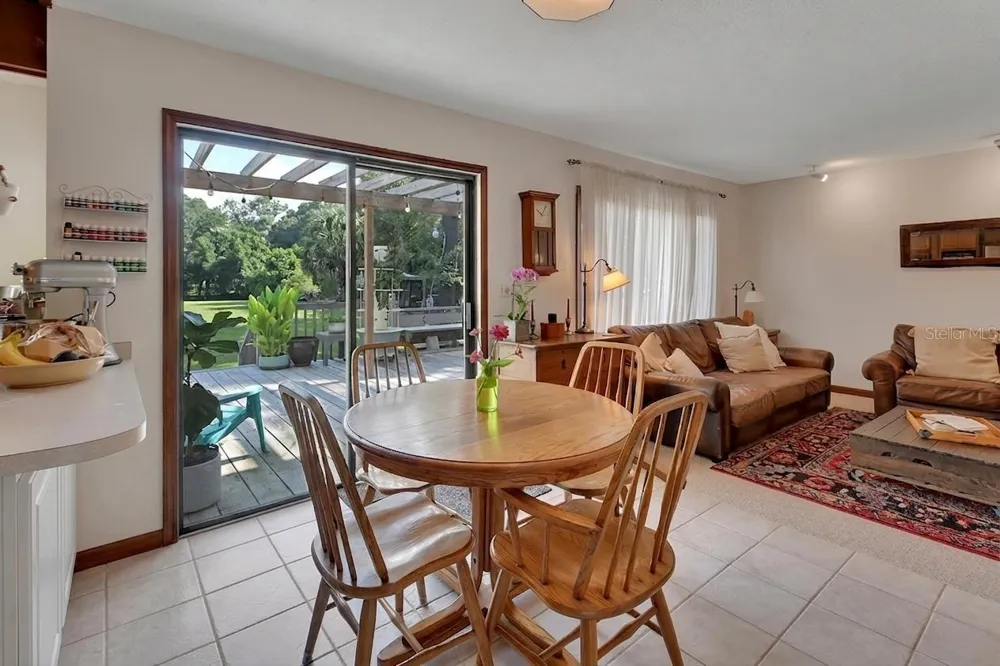 1379 TAYLOR ROAD W Deland, FL 32720