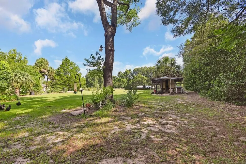 1379 TAYLOR ROAD W Deland, FL 32720