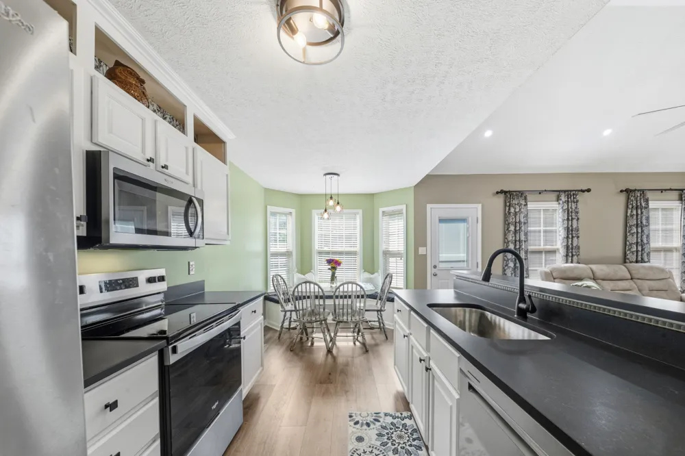 2673 Forest Run Dr Lewisburg, TN 37091