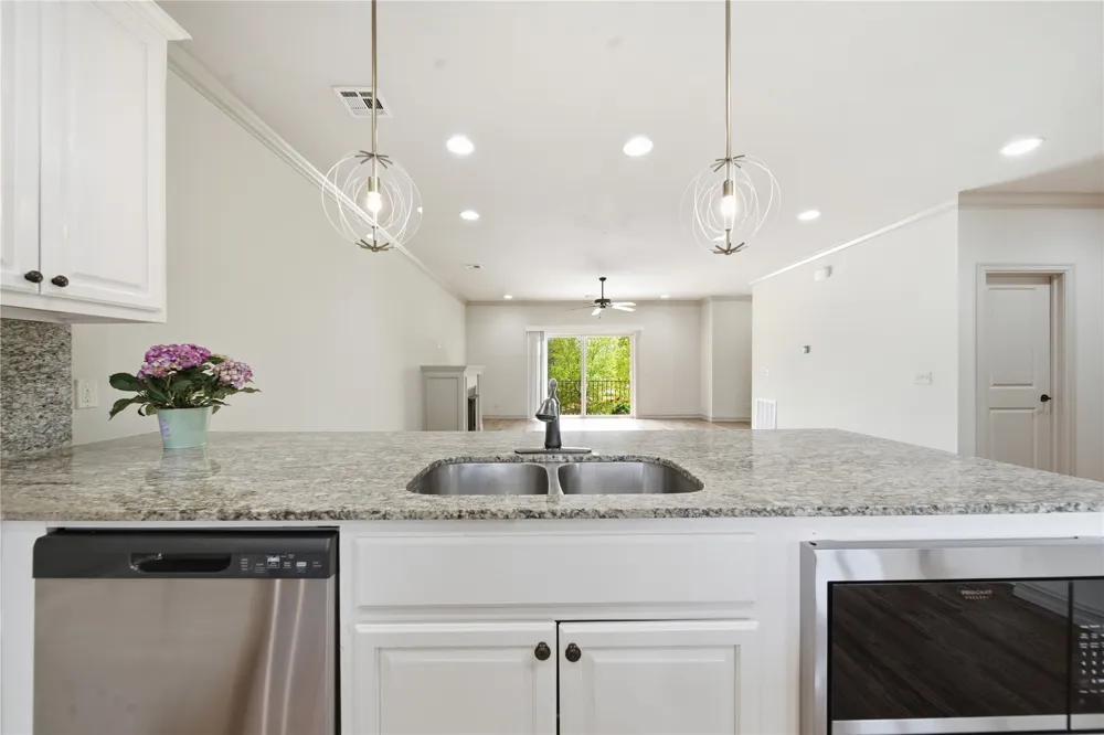 1333 E 41st Place #1333 Tulsa, OK 74105