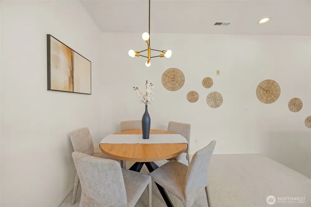 5248 238th Lane SE #8-3 Issaquah, WA 98029