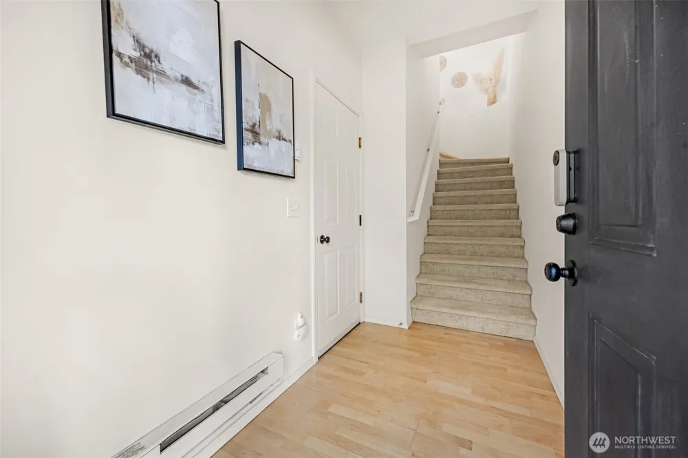 5248 238th Lane SE #8-3 Issaquah, WA 98029