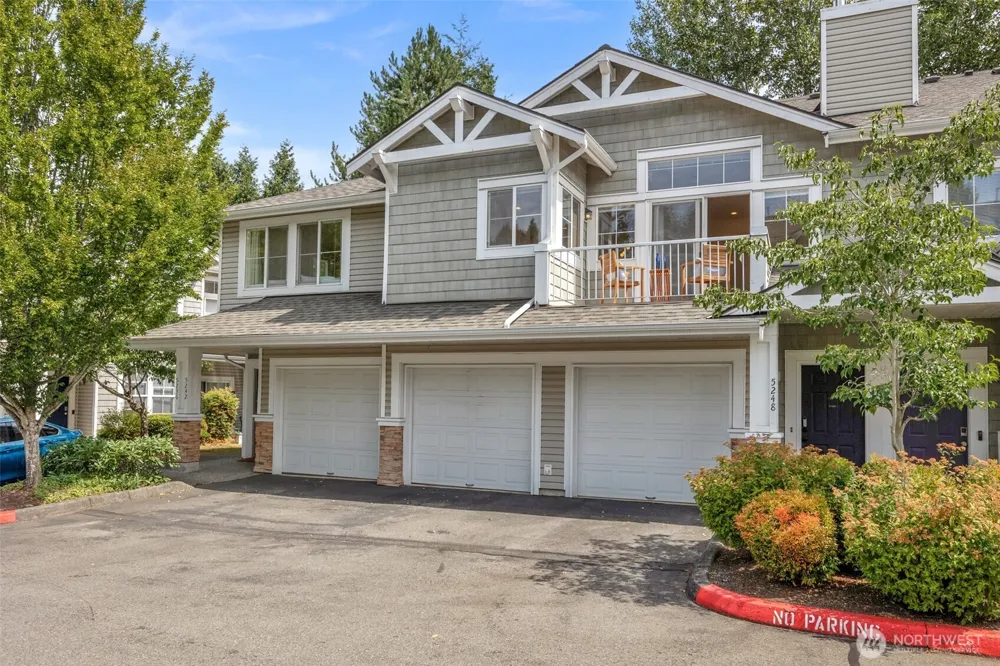 5248 238th Lane SE #8-3 Issaquah, WA 98029
