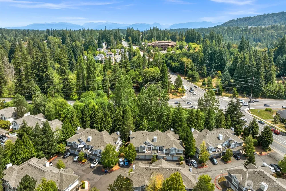 5248 238th Lane SE #8-3 Issaquah, WA 98029