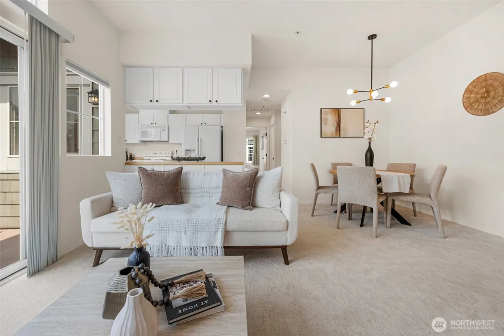 5248 238th Lane SE #8-3 Issaquah, WA 98029