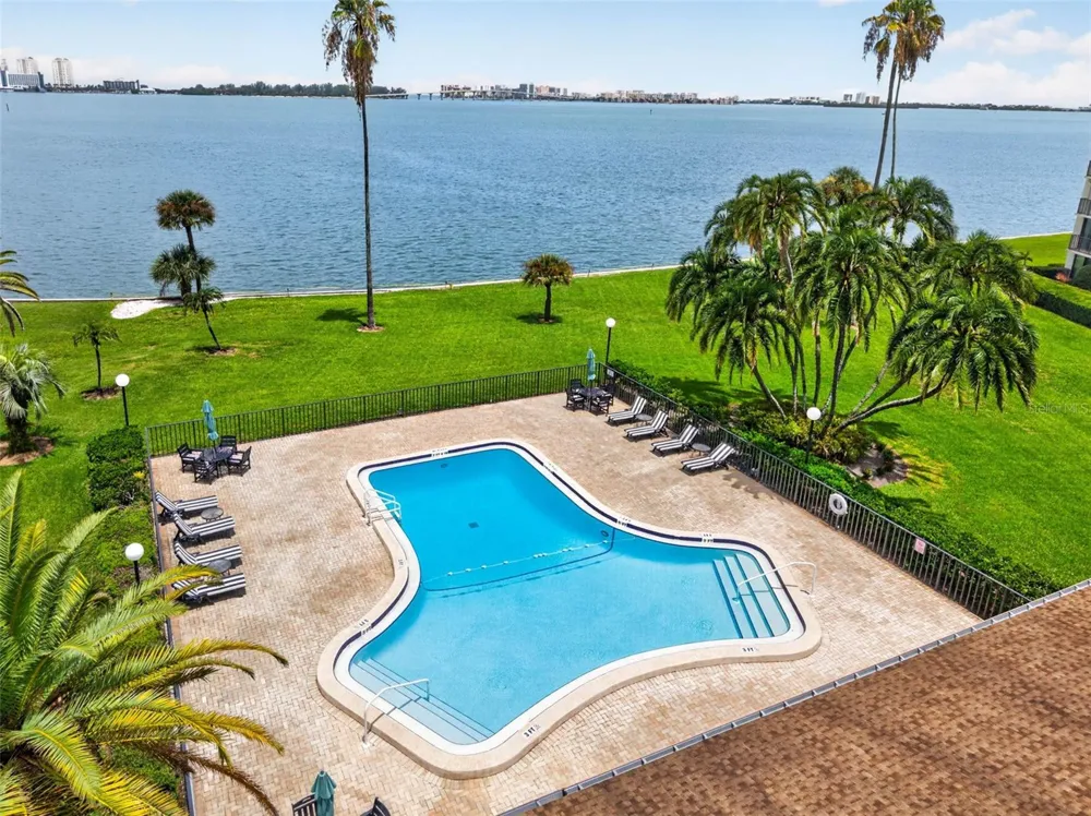 100 OAKMONT LANE #204 Belleair, FL 33756