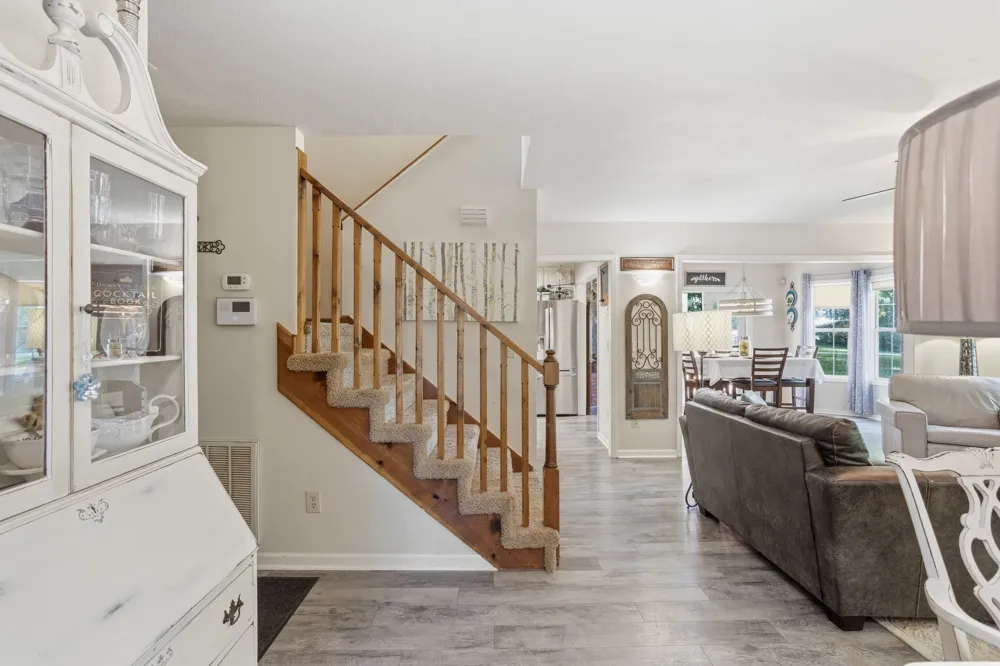 1038 S Cross Bridges Rd Mount Pleasant, TN 38474