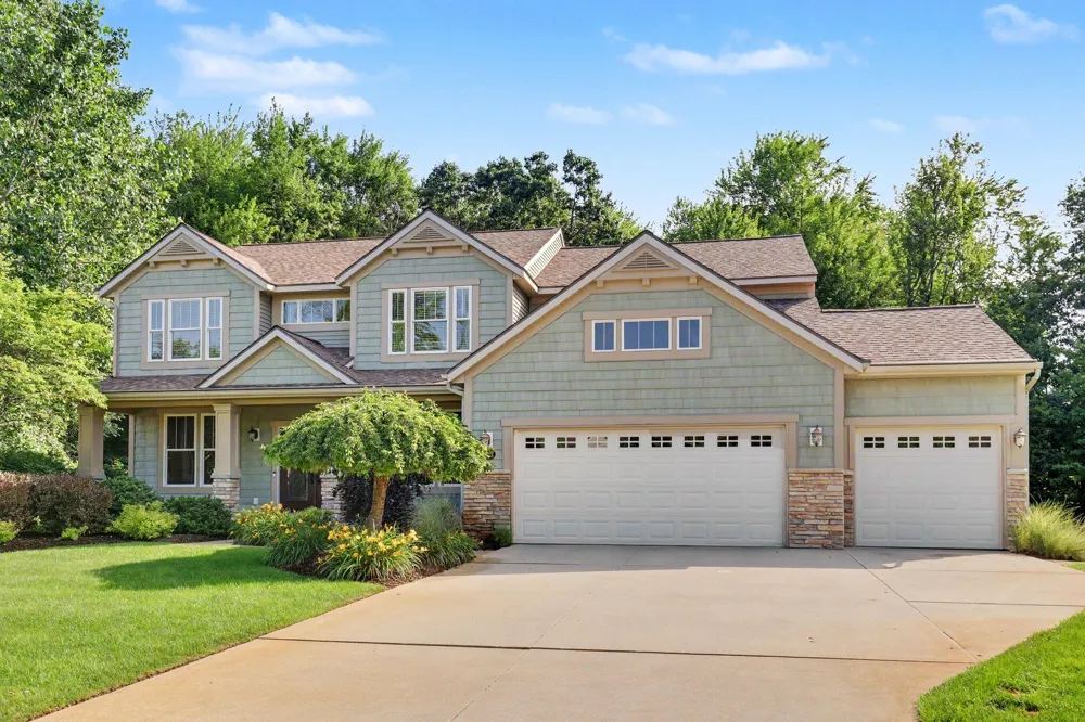 7342 Silver Meadow Drive NE Rockford, MI 49341