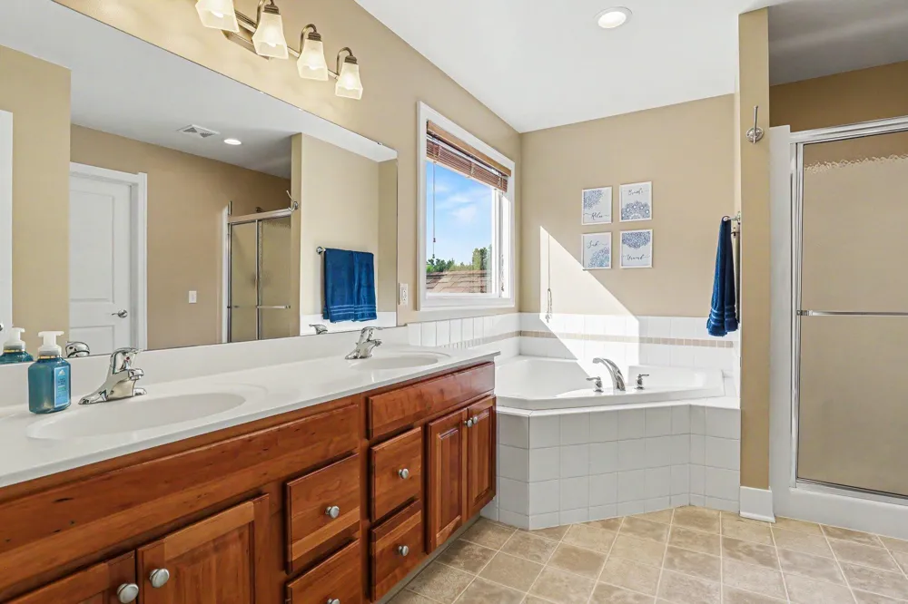 7342 Silver Meadow Drive NE Rockford, MI 49341