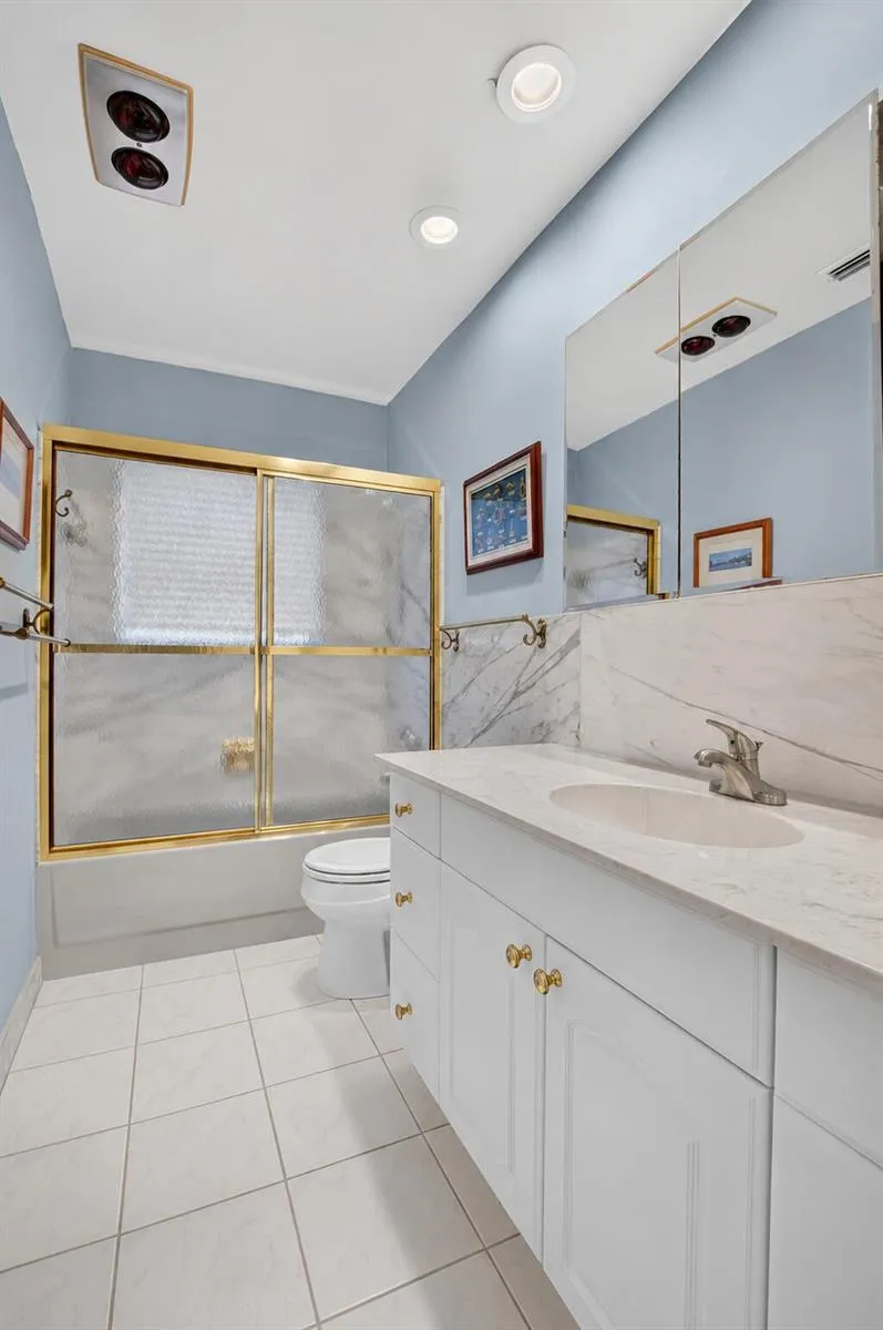 200 SW 7th Avenue Boca Raton, FL 33486