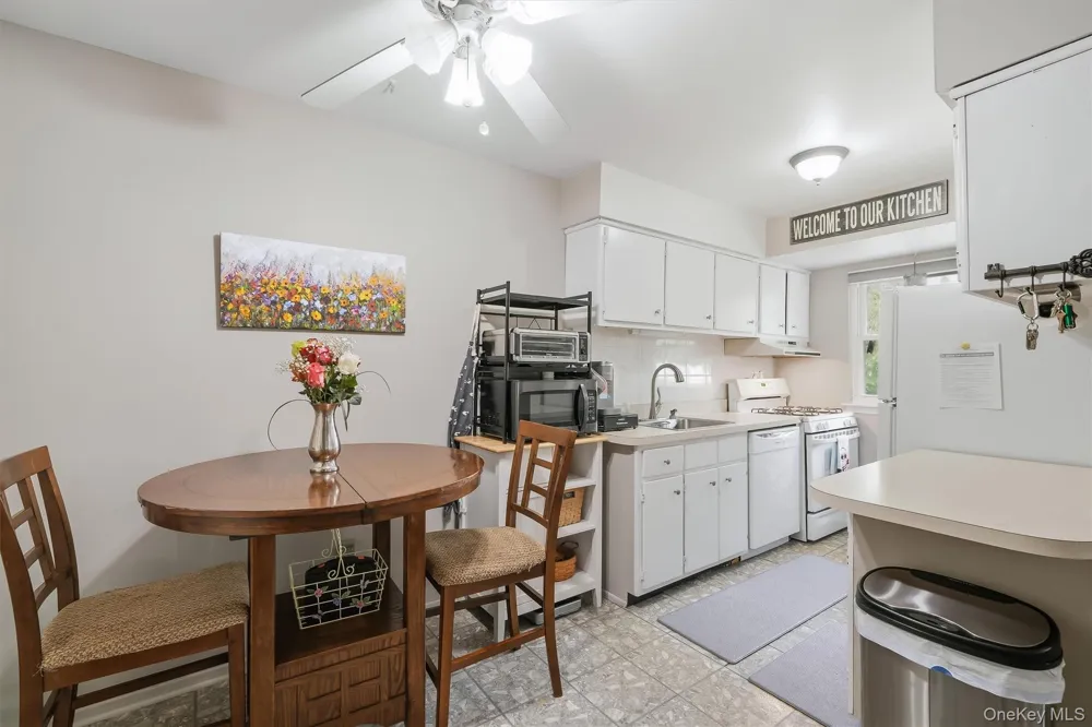 20 Main #13 Garnerville, NY 10923