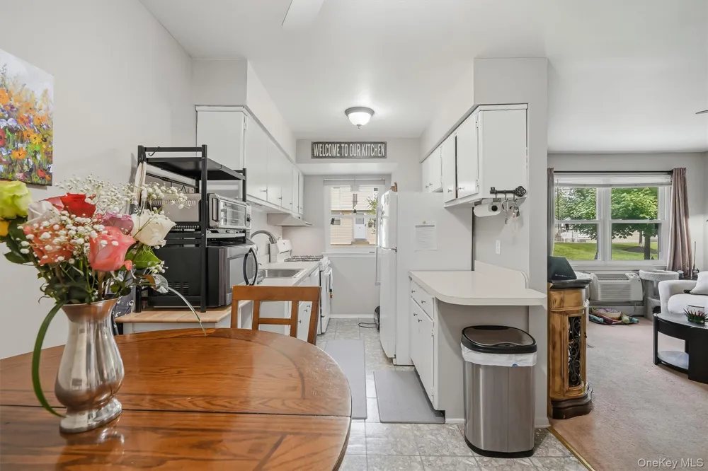 20 Main #13 Garnerville, NY 10923