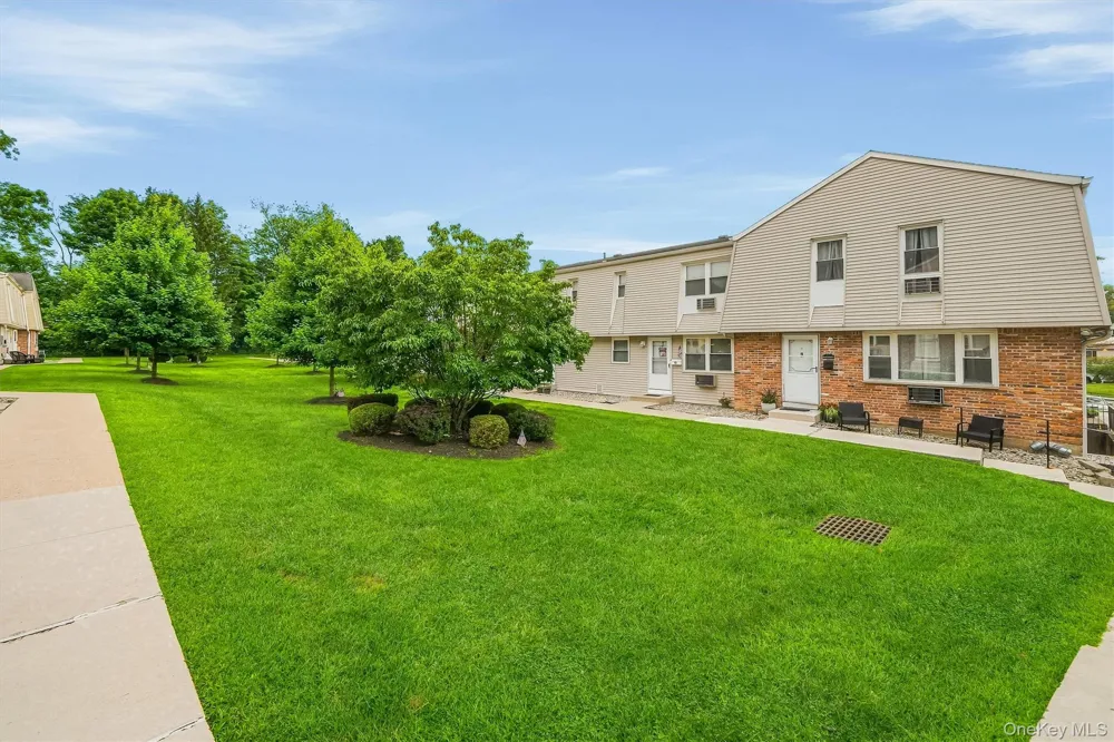 20 Main #13 Garnerville, NY 10923