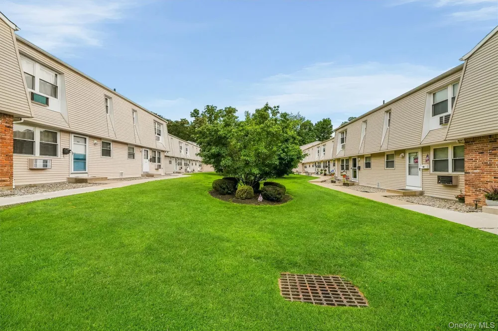 20 Main #13 Garnerville, NY 10923