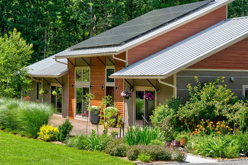 116 Francis Drive Narrowsburg, NY 12764