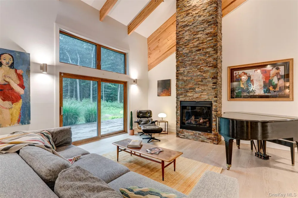 116 Francis Drive Narrowsburg, NY 12764