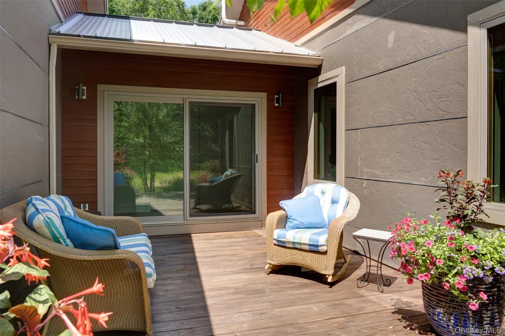 116 Francis Drive Narrowsburg, NY 12764