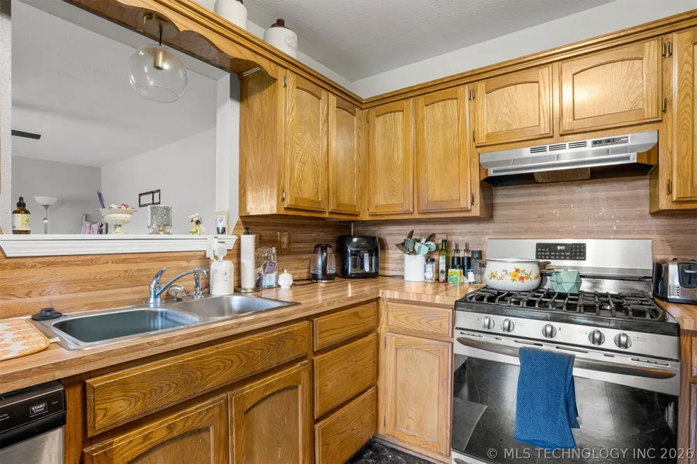 503 Straight Street Fort Gibson, OK 74434