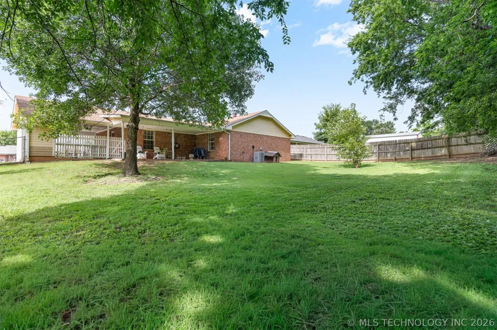 503 Straight Street Fort Gibson, OK 74434