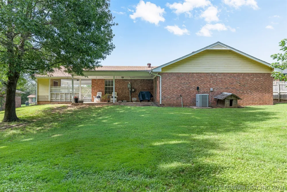 503 Straight Street Fort Gibson, OK 74434